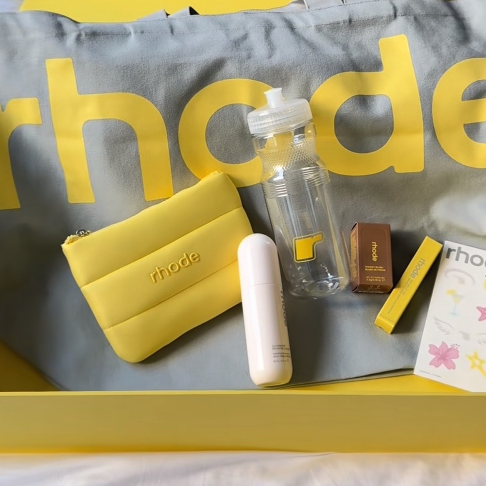 Rhode PR 1 water bottle